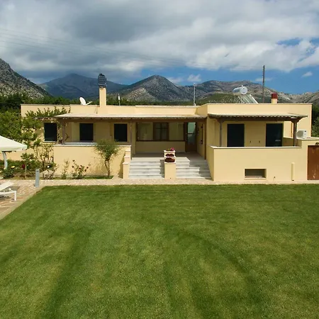 Naxos * Kato Sangrion