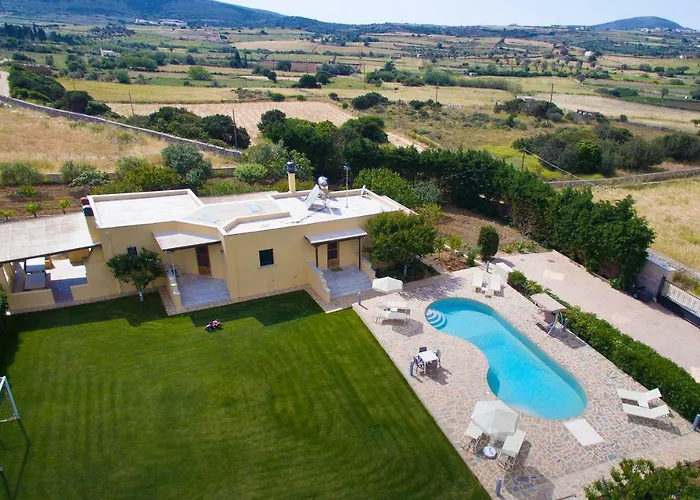 Дом отдыха Naxos